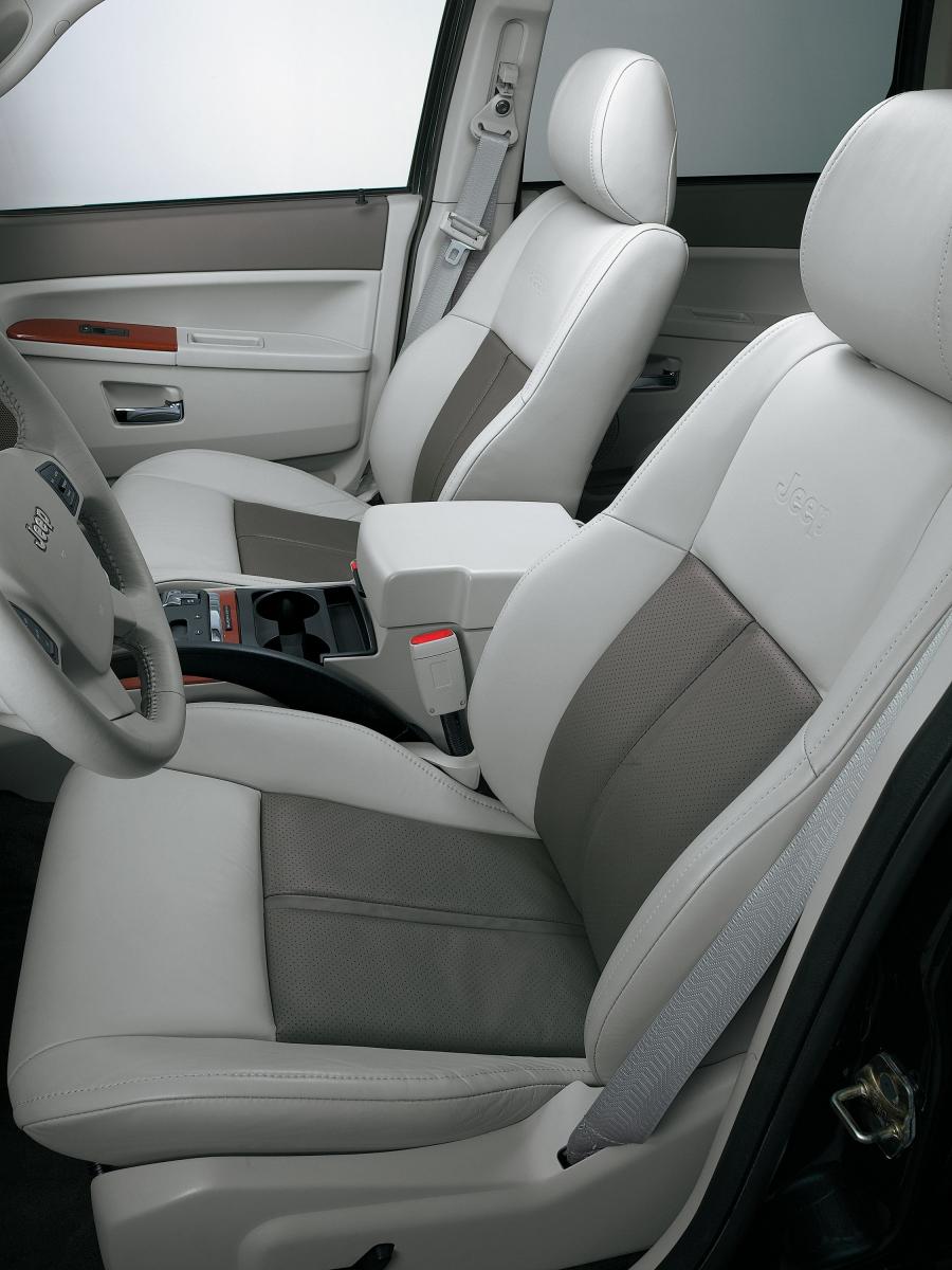  Jeep Grand Cherokee 2005 года  (фото 116 из 133)
